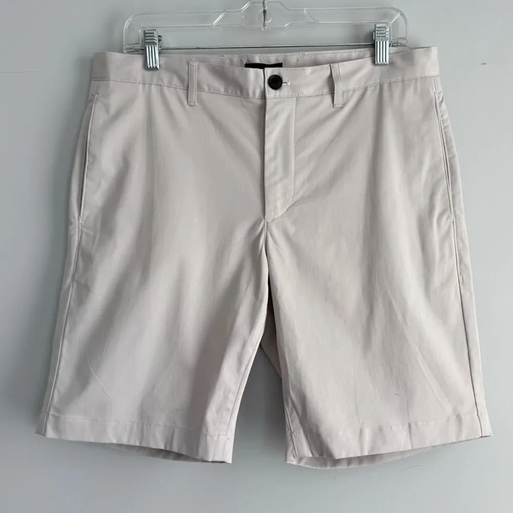 Theory Zaine Atlas Twill Shorts Men's 32 Light Beige Flat Front Performance